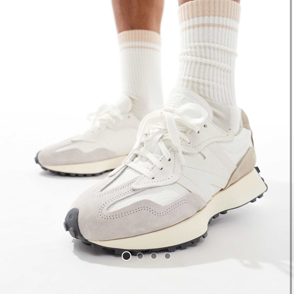 New Balance 327 Sneakers in Gray and White